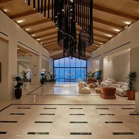 ホテル Oros Luxury 5*